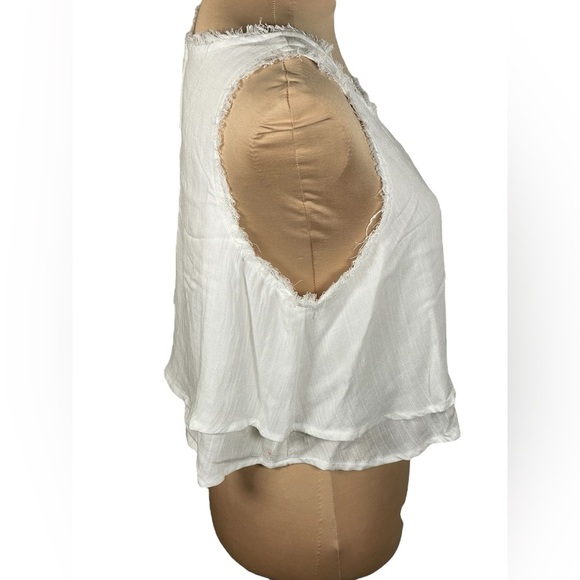 Altar'd State White Frayed Hem Tank Top NWT Medium - Picture 3 of 6